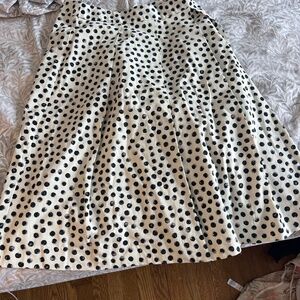 Who What Wear. Fit and Flare Black and White Pol